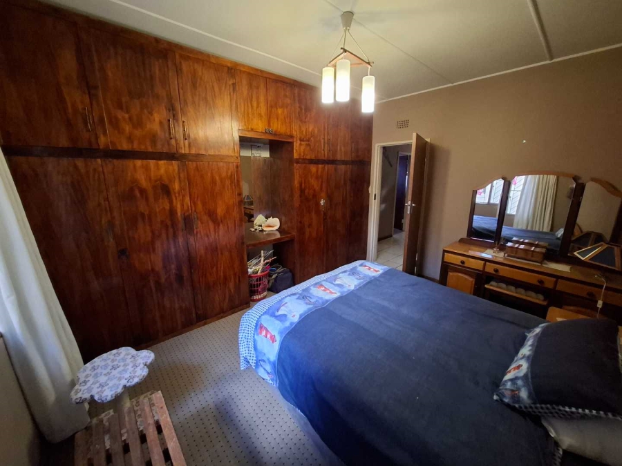 5 Bedroom Property for Sale in Upington Northern Cape